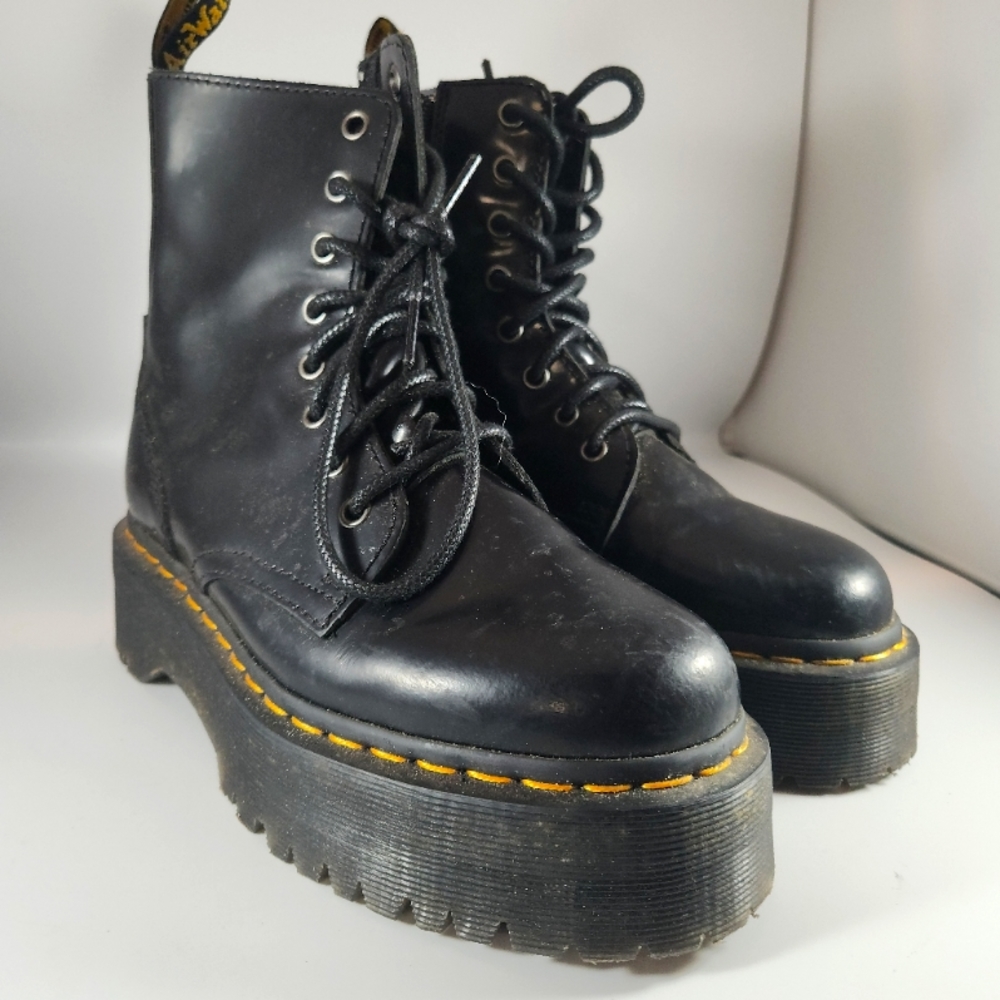 Dr. Martens Womens Jadon Leather Platform Boots